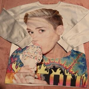 Colorful Miley Cyrus Graphic Sweatshirt